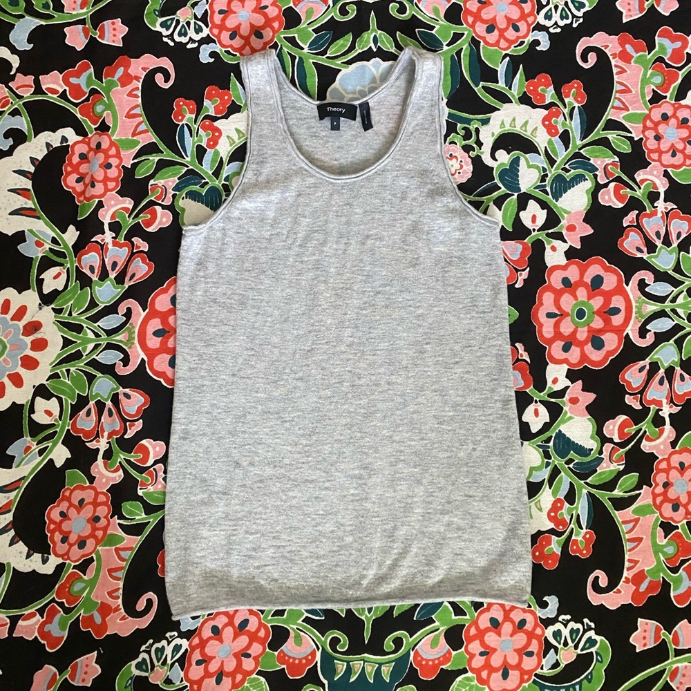 Theory Gray Sleeveless Fitted Tank Top